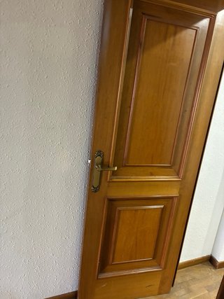 Puertas de madera maciza