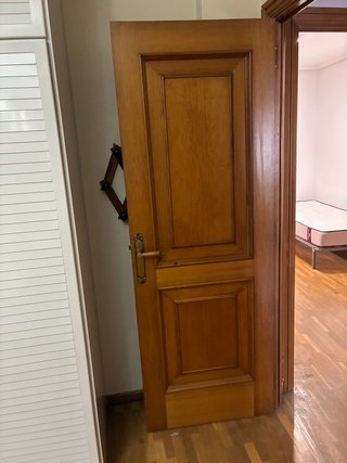 Puertas de madera maciza
