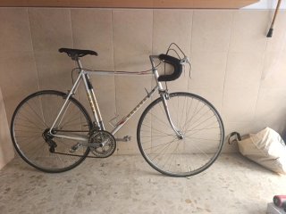 Bicicleta de carretera clásica