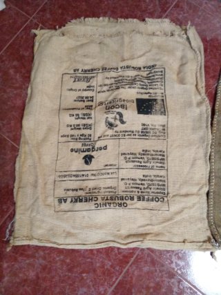 Sacos de yute antiguos (pergamino, INCAFE)