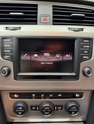 Volkswagen Golf 2016