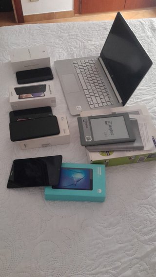 Pacchetto Elettronica: Acer + Apple