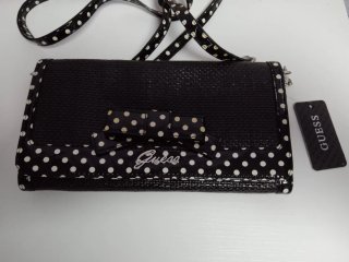 Bolso monedero Guess lunares rosa y negro
