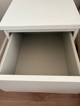 Comodino IKEA MALM con 2 cassetti