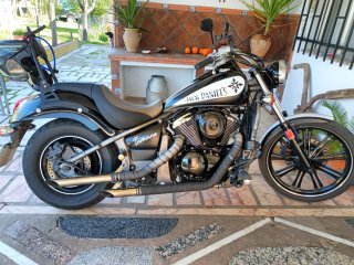 Kawasaki KAWASAKI M 900Negra/Blanca