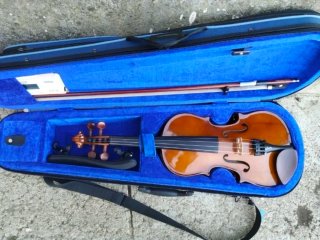 Violín 1/2 en buen estado
