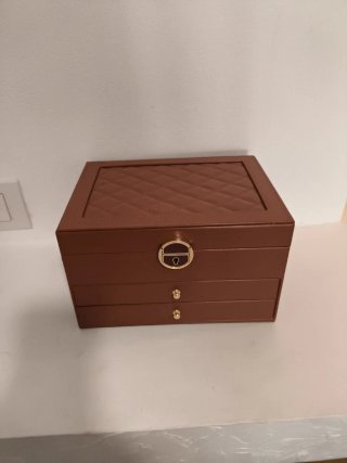 Portagioie grande marrone con dettagli oro