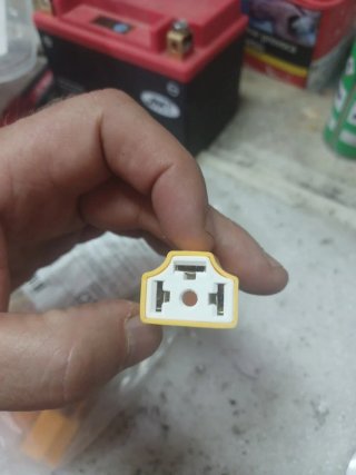 Conector H4 para faros