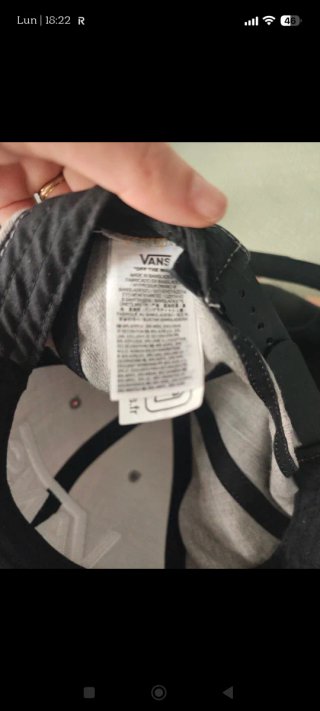 Gorra Vans Gris y Negra