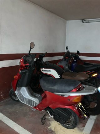 Moto Scooter Roja