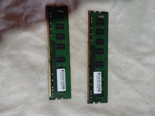 Memoria RAM DDR4 16GB y DDR3 8GB