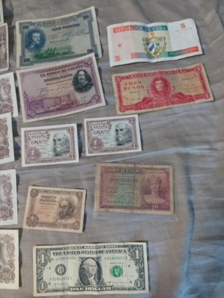 Billetes Pesetas y Monedas Euzkadi y Che