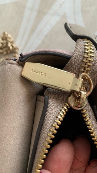 Bolso cadena tonos pastel beige y rosa
