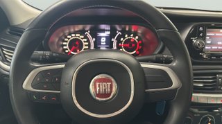 Fiat Tipo Sedan 1.4 Easy 70 kW (95 CV)