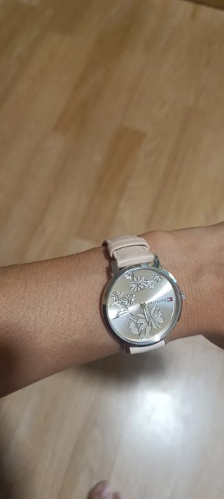 Reloj Tommy Hilfiger Mujer Beige/Plata