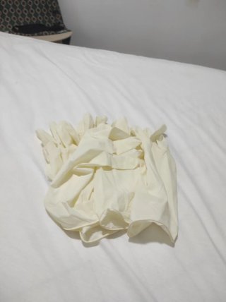 Regalo 4 pares guantes látex blancos nuevos