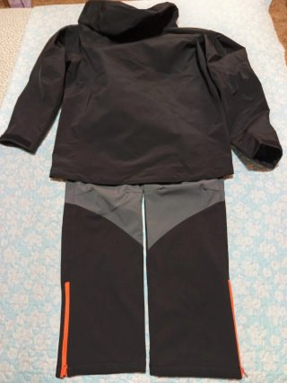 Conjunto Chaqueta y Pantalón