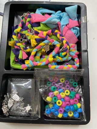 Kit Manualidades Pulseras Easy Braids 5+.