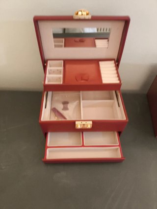 Portagioie grande in pelle color oro e rosso