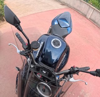 Kawasaki Z750 Naked Azul Metálico
