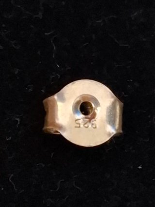 Pendientes de plata de ley 925.
