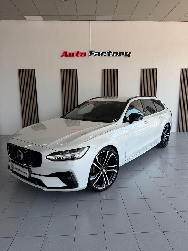 Volvo V90 D4 R-Design Auto 2022 - foto 1