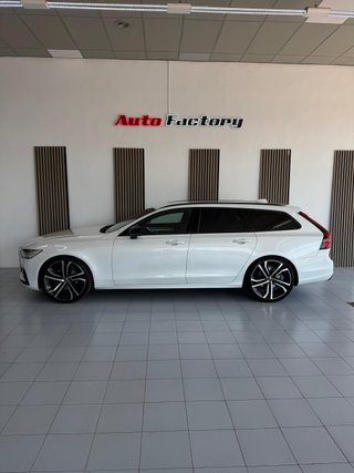 Volvo V90 D4 R-Design Auto 2022