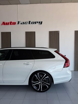 Volvo V90 D4 R-Design Auto 2022