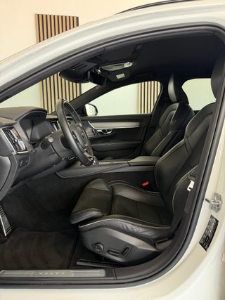 Volvo V90 D4 R-Design Auto 2022