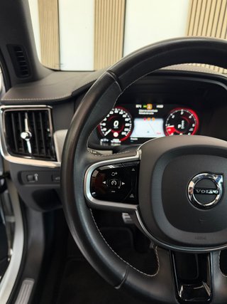 Volvo V90 D4 R-Design Auto 2022