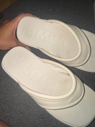Sandalias Bimba y Lola Beige