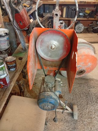 Hormigonera Naranja