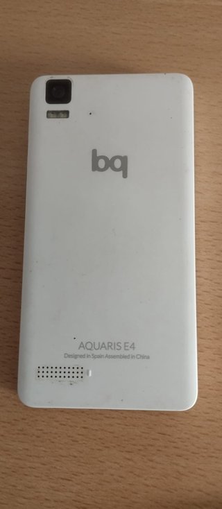 Bq Aquaris E4