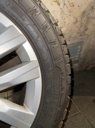 Neumáticos Invierno R16 215/65 Michelin