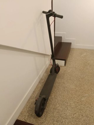 Patinete Eléctrico Gris