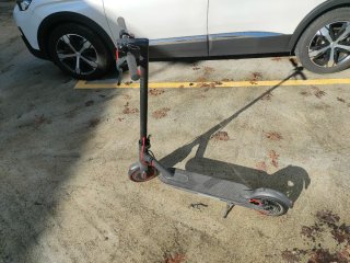 Patinete Eléctrico Gris