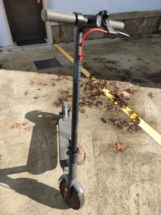 Patinete Eléctrico Gris