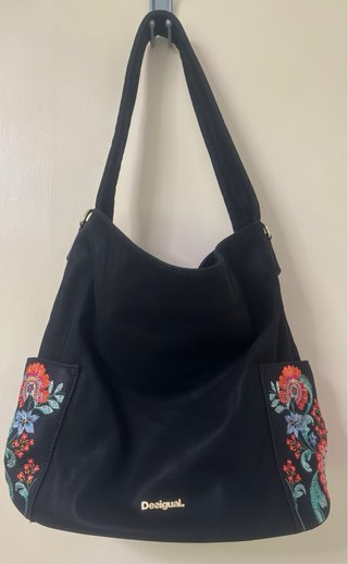 Bolso Desigual con bordado