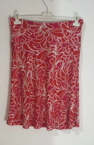 Falda estampada talla M