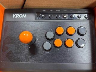 Mando Arcade Krom Kumite Multiplataforma