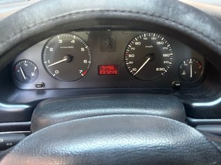 Peugeot 406 2001