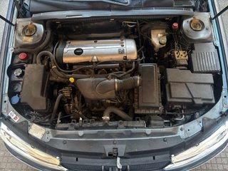 Peugeot 406 2001