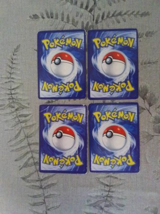 Cartas Pokémon VMAX Arcoíris