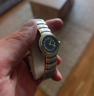 Reloj Givenchy Azul con caja