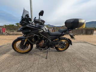 Moto trail Voge 625 DSX limitada A2