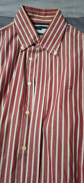Camisa Tommy Hilfiger Rayas Rojas y Blancas