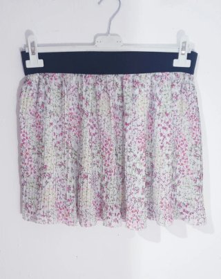 Falda plisada floral talla 42