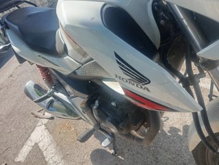Honda CB125F 2018 Blanca