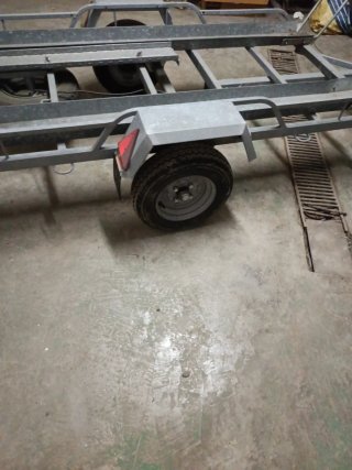 Remolque 2 motos 750kg cabrestante