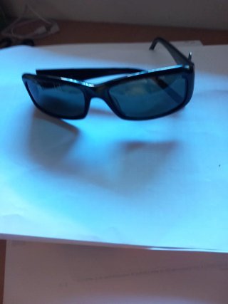 Gafas de sol negras